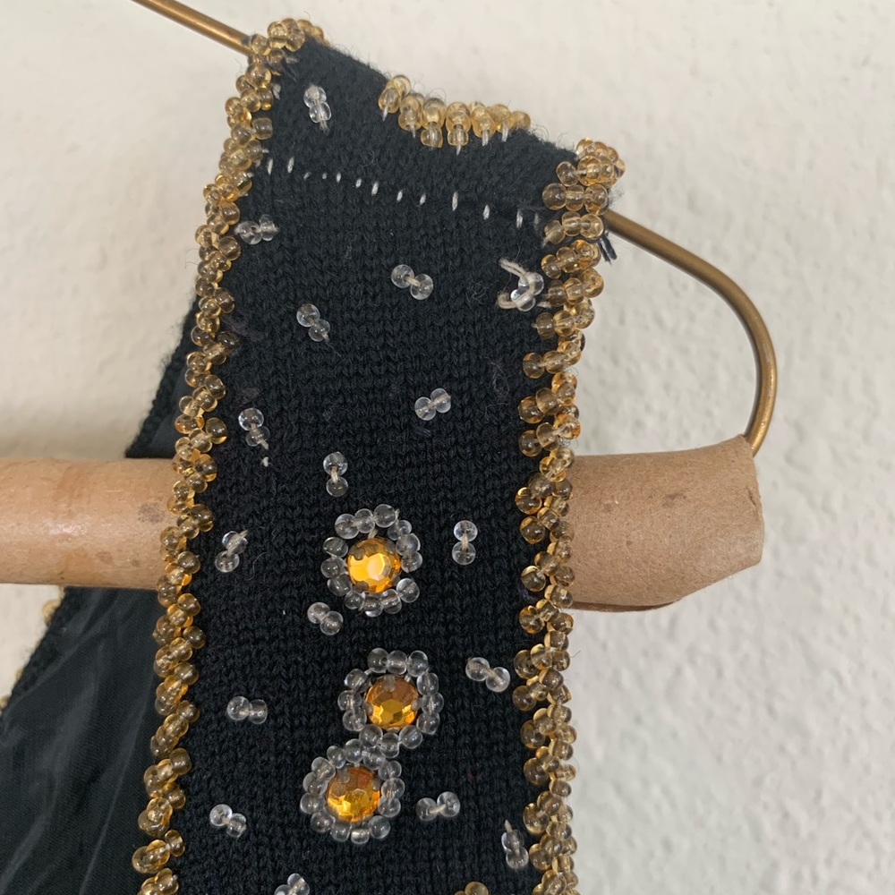 ✨1940’s/1950 VINTAGE Unbranded unique beaded vest - Picture 5 of 15